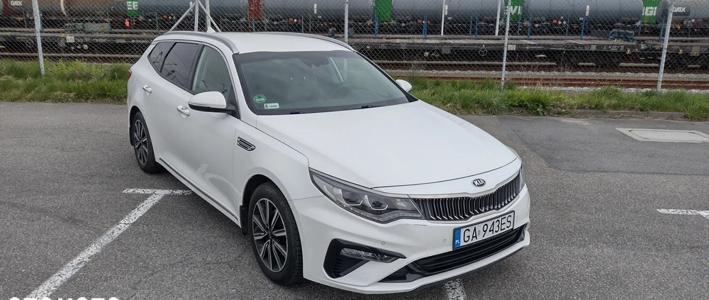 Kia Optima cena 76875 przebieg: 164000, rok produkcji 2019 z Gdynia małe 497